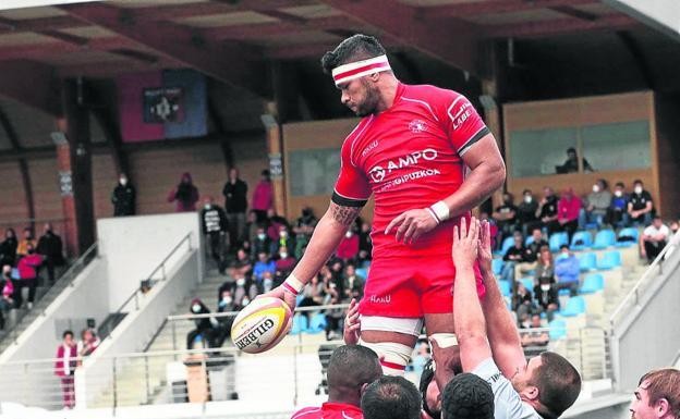 Un jugador español de rugby murió durante los festejos de un triunfo | Internacionales