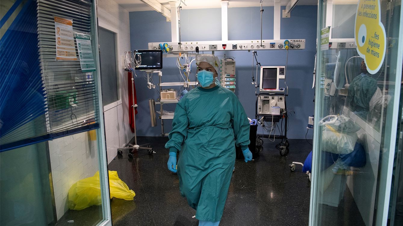 España registró 49.823 casos, la mayor cifra de contagios por coronavirus en un día de toda la pandemia | Internacionales