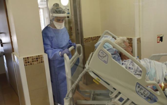 Aplicarán una cuarta dosis al personal sanitario, inmunodeprimidos y mayores de 60 en Israel (1) | Internacionales