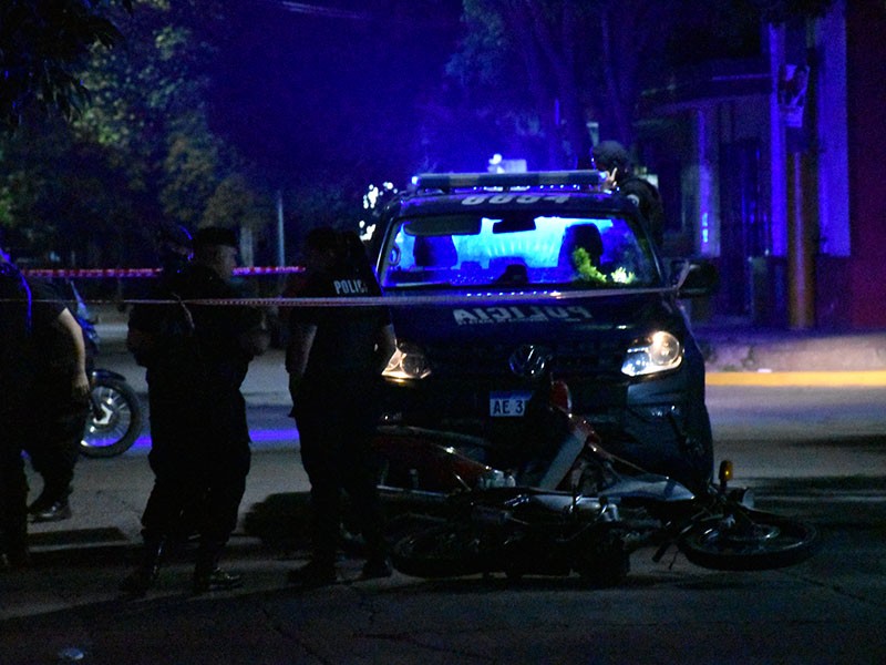 Navidad trágica: murió un chico en moto y otro sufrió graves heridas | Rosario y la región