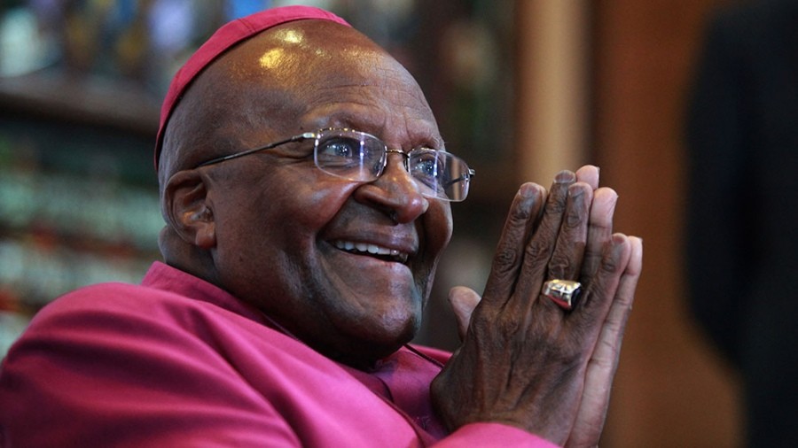 Murió Desmond Tutu, símbolo de la lucha contra el apartheid y Premio Nobel de la Paz | Internacionales