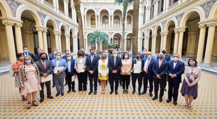 Alberto Fernández destacó la firma del Consenso Fiscal y aseguró que "sirve en la discusión con el FMI" | Política