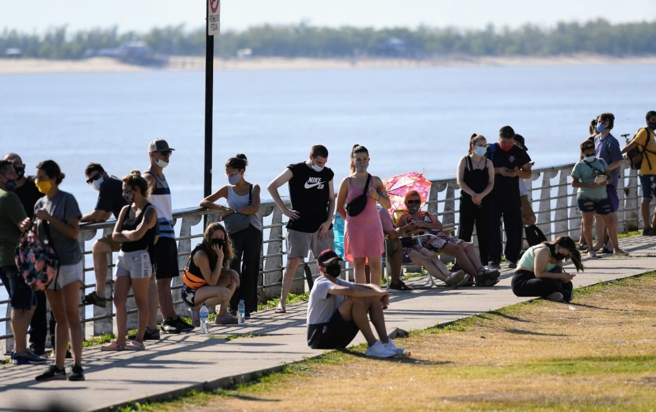Tercera ola sin freno: 1209 nuevos casos en Rosario | Rosario y la región