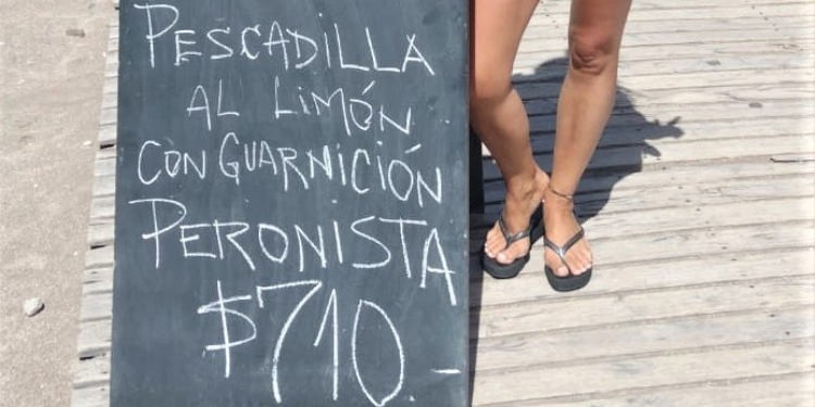“Pescadilla al limón con guarnición peronista”: el particular menú de un local gastronómico de la costa | Tecnología