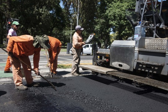 Plan de bacheo y reconstrucción de calles: se retoman las obras de mejoras viales | Servicios