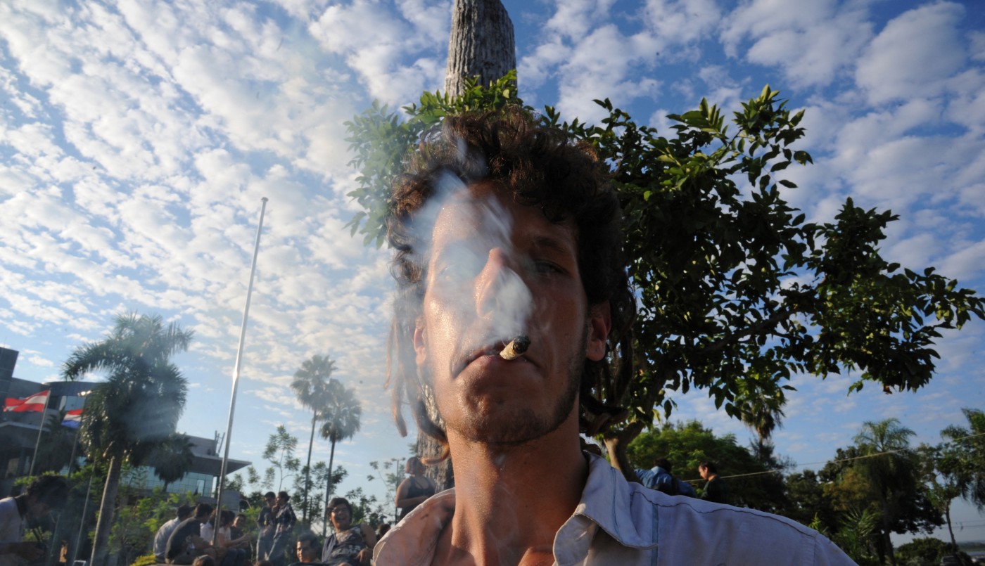 Desmienten que fumar marihuana pueda prevenir el coronavirus | Tecnología