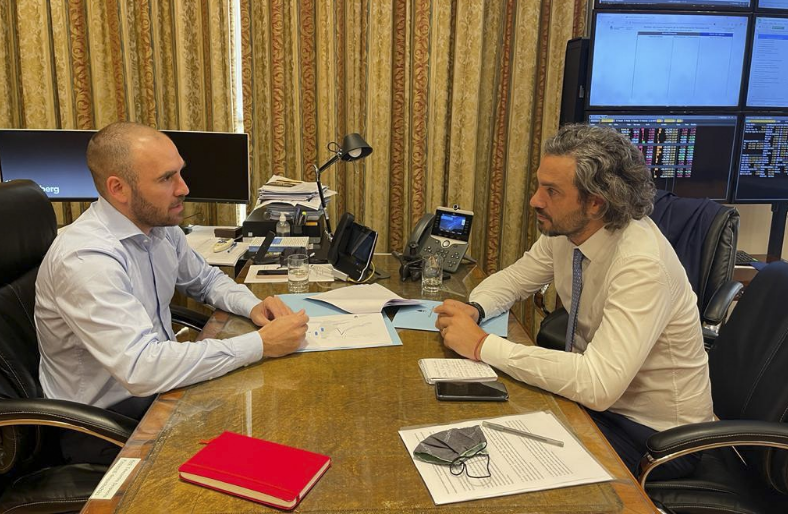 En medio de la negociación con el FMI, Cafiero viaja a Estados Unidos para reunirse con el secretario de Estado | Información General