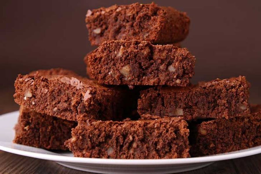 Envenenamiento en un centro de jubilados: mujer repartió por error brownies de marihuana | Internacionales