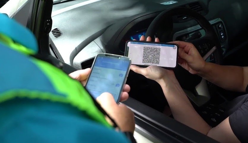 "La licencia de conducir digital no sirve": la multaron por no llevar el carnet físico | Información General