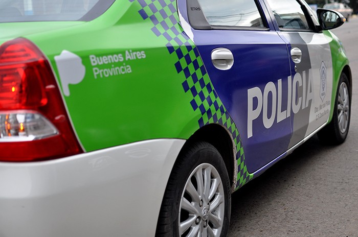 Otro golpe en un country: cuatro ladrones armados ingresaron a una casa y sorprendieron al propietario | Información General