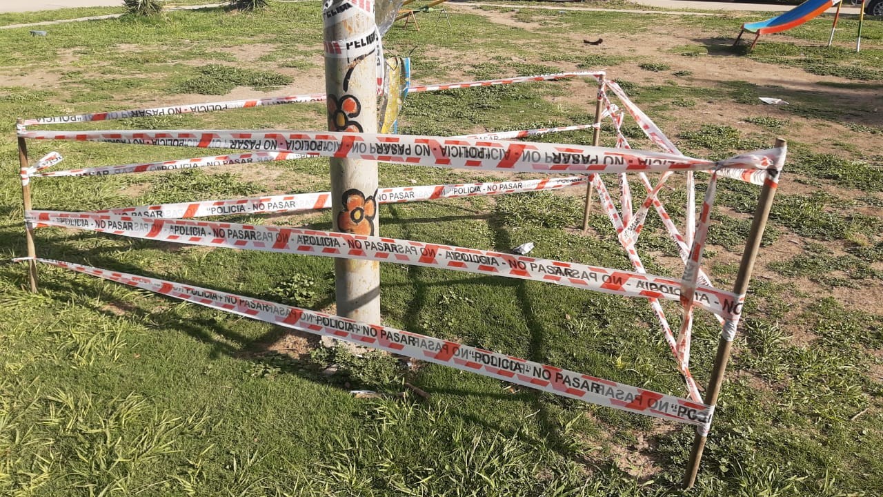 Otro niño resultó electrocutado al tocar un poste de luz en una plaza | Información General