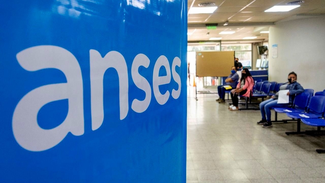 Jubilados, AUH y asignaciones de Anses: fechas de cobro para febrero 2022 | Servicios