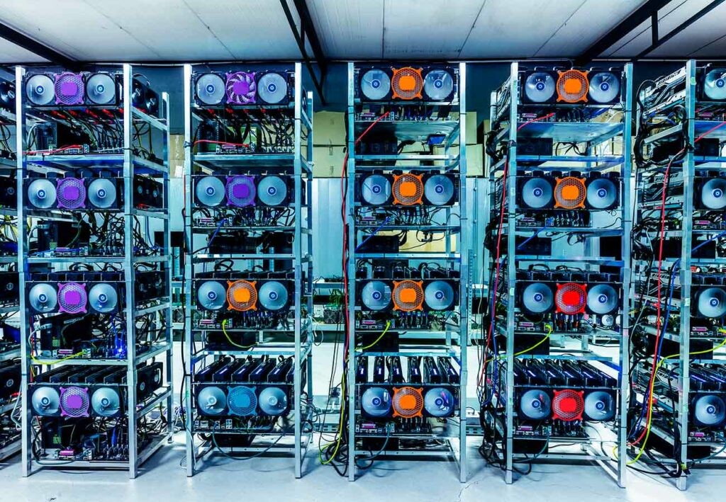 Aumentan casi cuatro veces la tarifa eléctrica para minado de criptomonedas | Economía y negocios