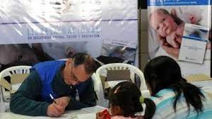 En marzo se cobra la ayuda escolar anual de $9.000 | Servicios