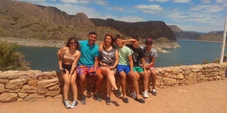 Vacacionaba en familia, se tiró a nadar al río y murió ahogado | Información General