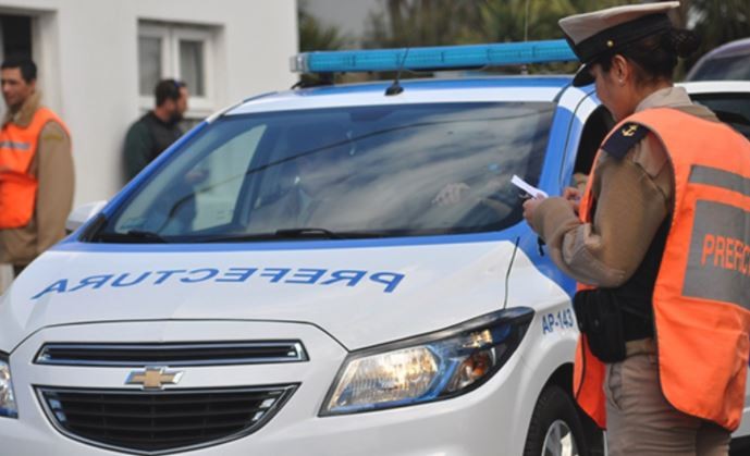 Un grupo comando robó un vehículo oficial de Prefectura Naval | Información General