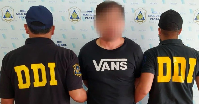 Detuvieron a dos miembros de una banda que robaban relojes de alta gama: buscan a otros tres | Información General