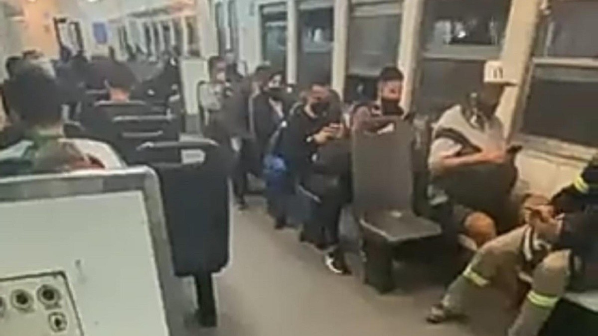 Una chica pensó que había encontrado el amor en el tren, pero la historia tuvo un final inesperado | Información General