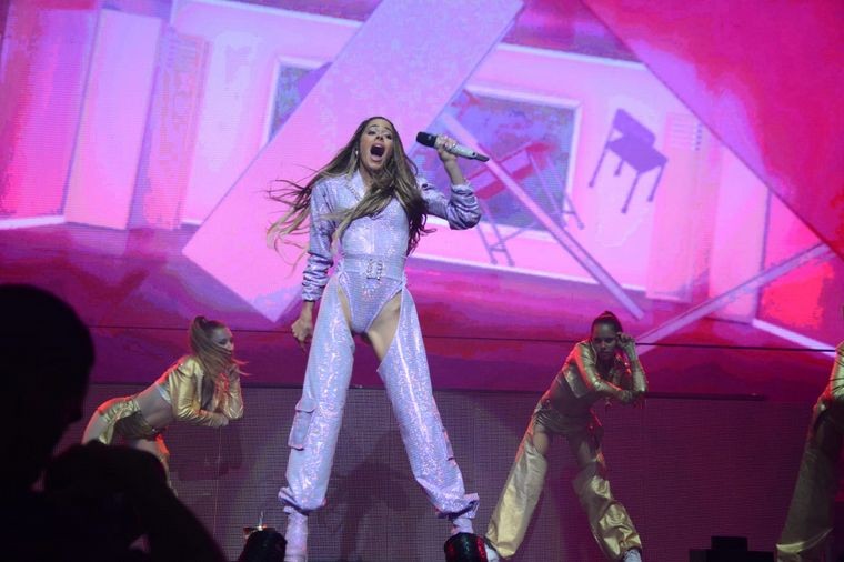 Tini y Duki emocionaron en la segunda noche del Festival de Villa María | Espectáculos