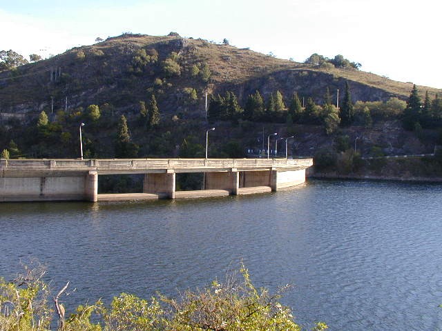 Dique Los Molinos: apareció flotando el cuerpo de un hombre | Información General