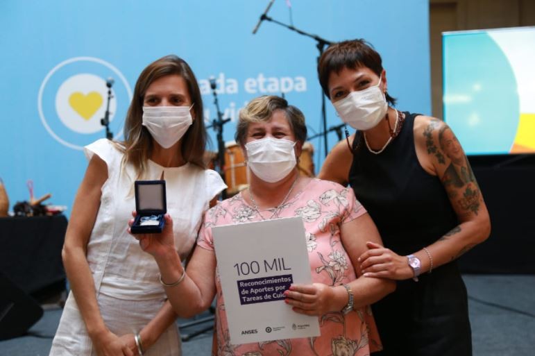 Más de 100.000 madres accedieron a la jubilación por tareas de cuidados | Información General