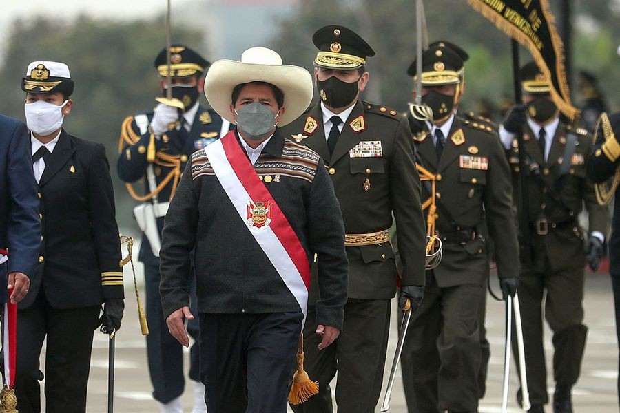 Para luchar contra la delincuencia, el gobierno peruano saca a los militares a la calle | Internacionales