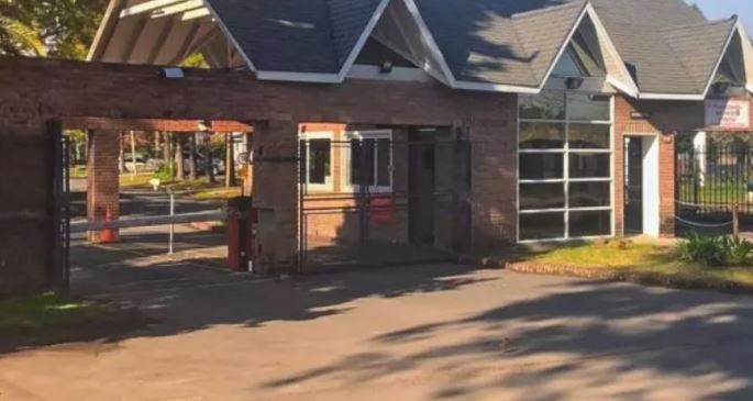 Un grupo comando copó un country y desvalijó a dos familias | Información General