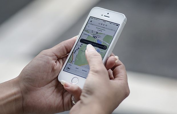 Detienen a conductor de Uber acusado de drogar y abusar sexualmente de una pasajera | Información General