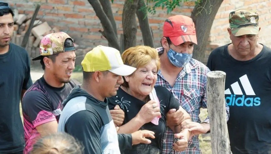 "Que lo quemen, no lo sepulten": mecánico mató a su esposa y a sus tres hijos | Información General