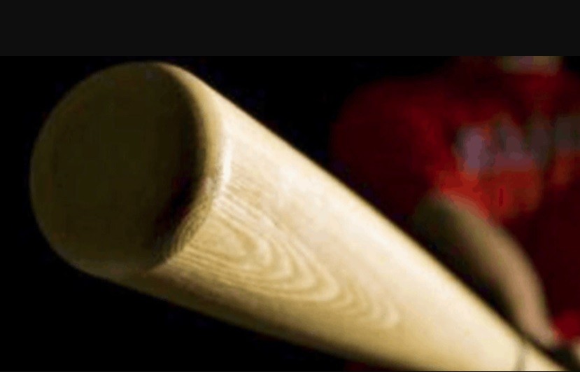 Defendió a su mamá de la agresión de su padre: recibió un golpe con un bate y está grave | Información General