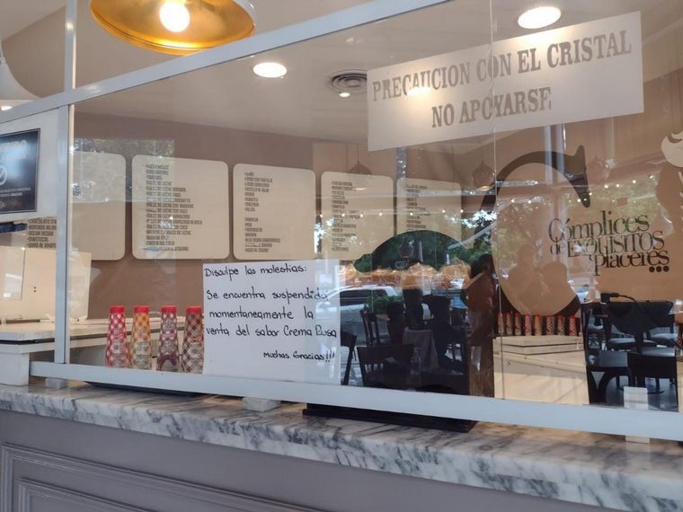 Una heladería de Córdoba dejó de vender crema rusa por la guerra en Ucrania | Información General