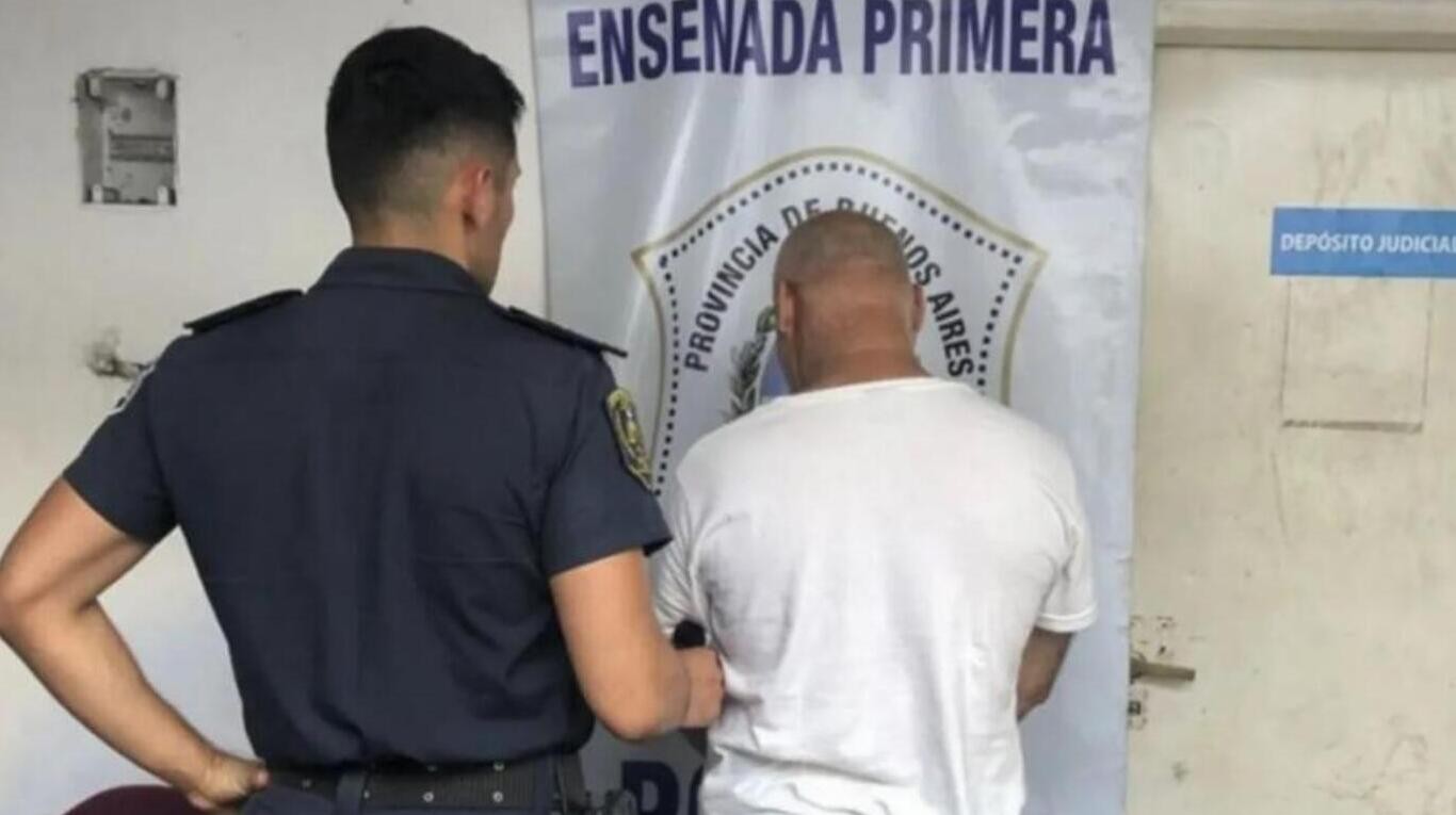 Detuvieron a hombre por golpear a su expareja y obligarla a tomar lavandina en Ensenada | Información General