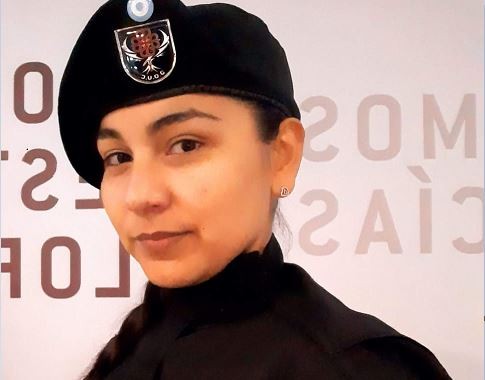 La fortaleza e ilusión de Débora, una mujer policía que transita una cruda realidad | Información General