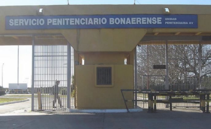 Le pegó a su pareja para sacarle el celular y terminó detenido | Información General