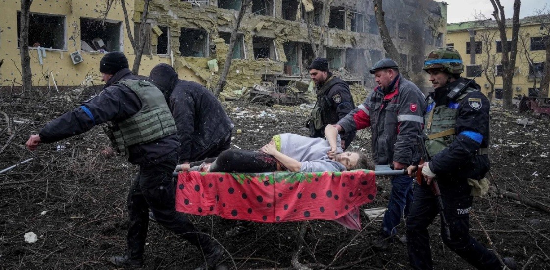Murió la mujer embarazada que se convirtió en símbolo del ataque ruso a una maternidad | Internacionales