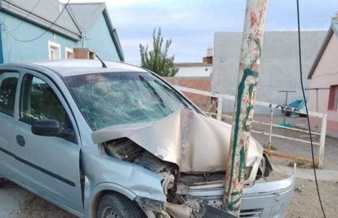 Caleta Olivia: persiguió a su ex novia a la salida de un boliche y la atropelló | Información General