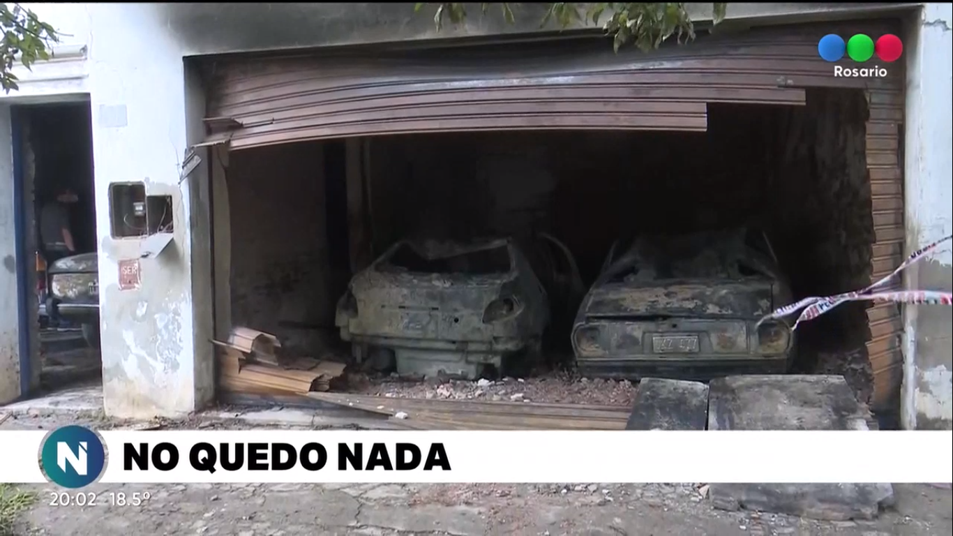 Se incendió una cochera en barrio Azcuénaga | Rosario y la región