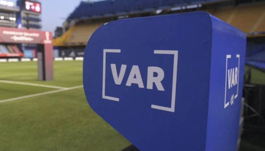 Se estrena el VAR en el fútbol argentino en la cancha de Colón | Deportes