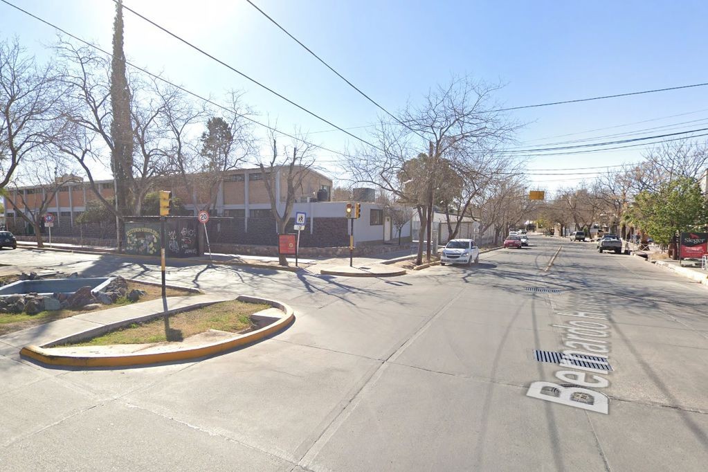 Roban un auto con beba de seis meses adentro y la abandonaron en una plaza | Información General