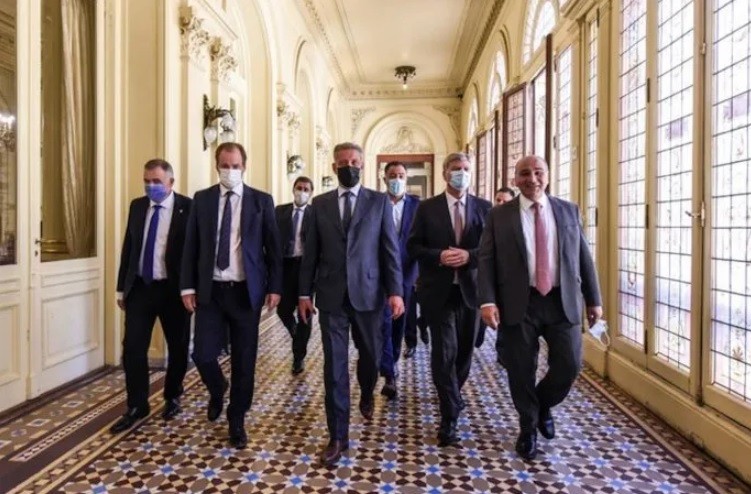 El Gobierno se apoya en gobernadores para la pelea contra la Ciudad por coparticipación | Política