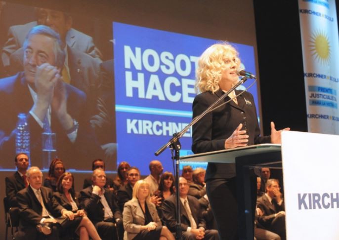 Indemnizarán a Nacha Guevara en casi $ 12 millones por su exilio en los años 70 | Información General