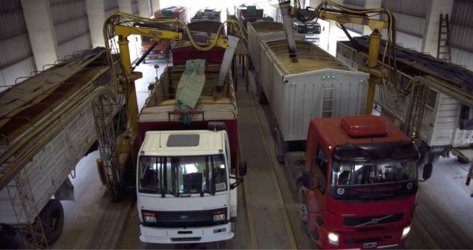 Transportistas anunciaron un paro en reclamo de un aumento de las tarifas | Información General