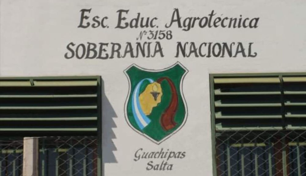 Seis jóvenes violaron a un compañero con retraso madurativo en el baño del colegio | Información General