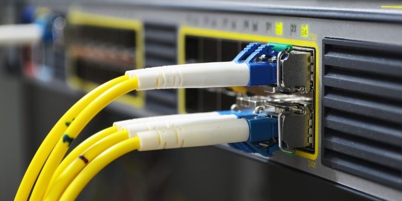 Santa Fe licitó la instalación de fibra óptica para llevar internet a toda la provincia | Información General