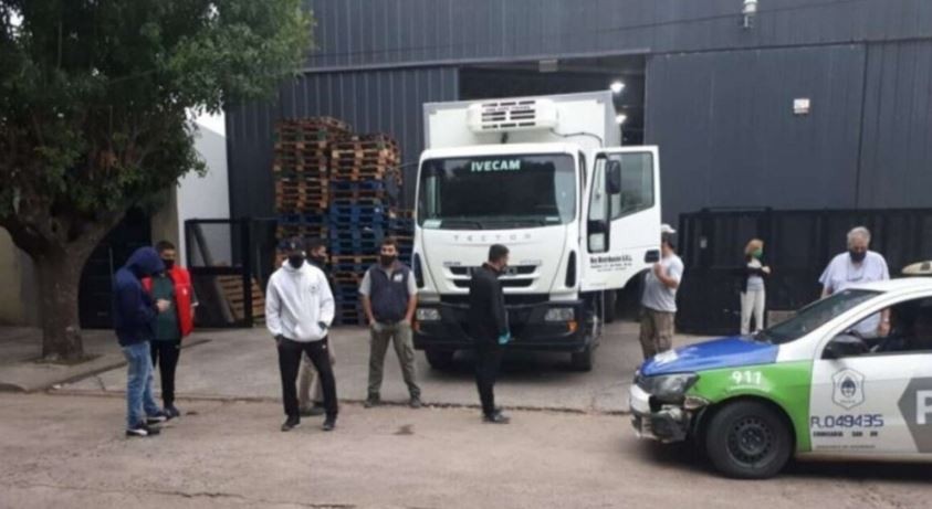 Se entregaron los dirigentes de Camioneros acusados de extorsionar a una distribuidora de San Pedro | Información General