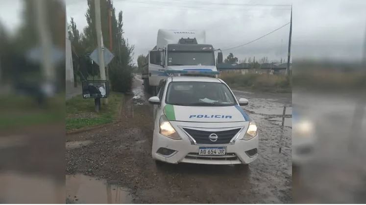 Piden suspender la licencia de conducir a intendente rionegrino que atacó a un colectivo | Información General