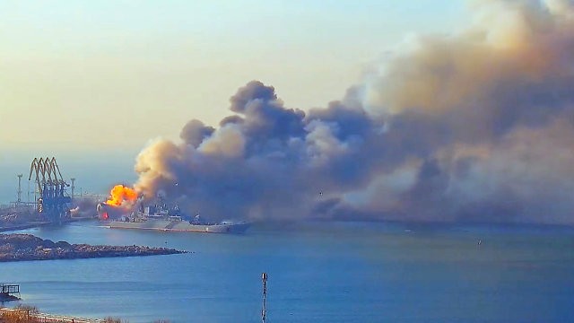 Rusia ataca fábrica de misiles cerca de Kiev tras el hundimiento de su buque insignia | Internacionales