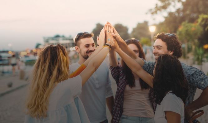 El 73% de los jóvenes argentinos se mudaría a un departamento compartido | Información General