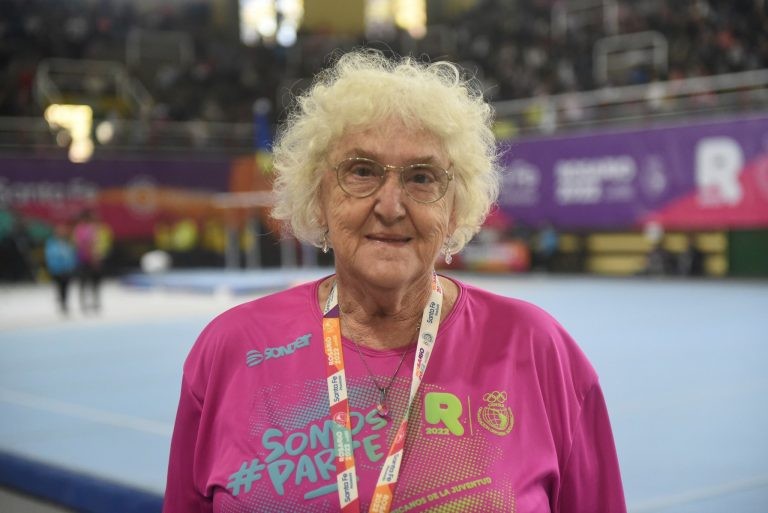 Historia de vida: tiene 80 años y es voluntaria en los Juegos Suramericanos | Rosario y la región