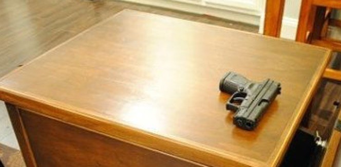 Denunció que le robaron su arma: la había dejado en un hotel alojamiento | Información General